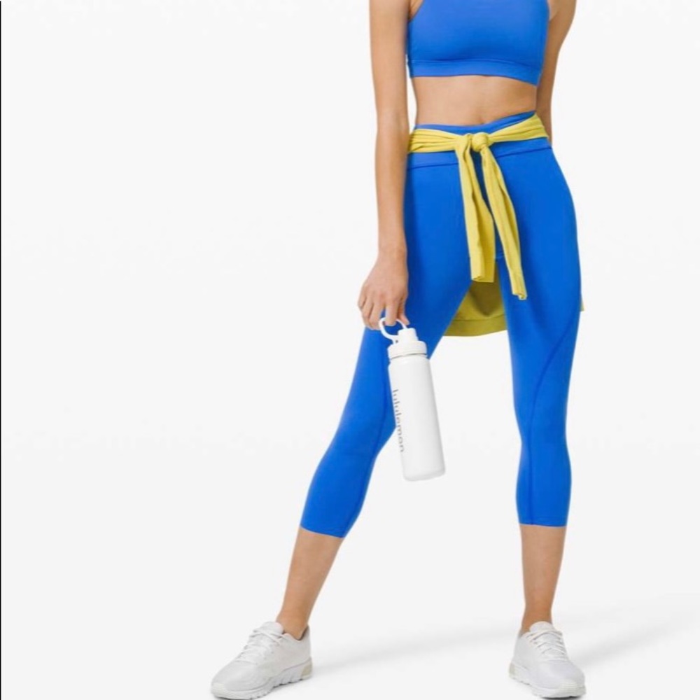 NWT Lululemon Free to Speed High-Rise Crop 21"
Wild Bluebell (WDBL) size 6